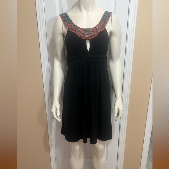 CANDIES BLACK BEADED FRONT MINI DRESS IN SIZE MEDIUM - Picture 5 of 7